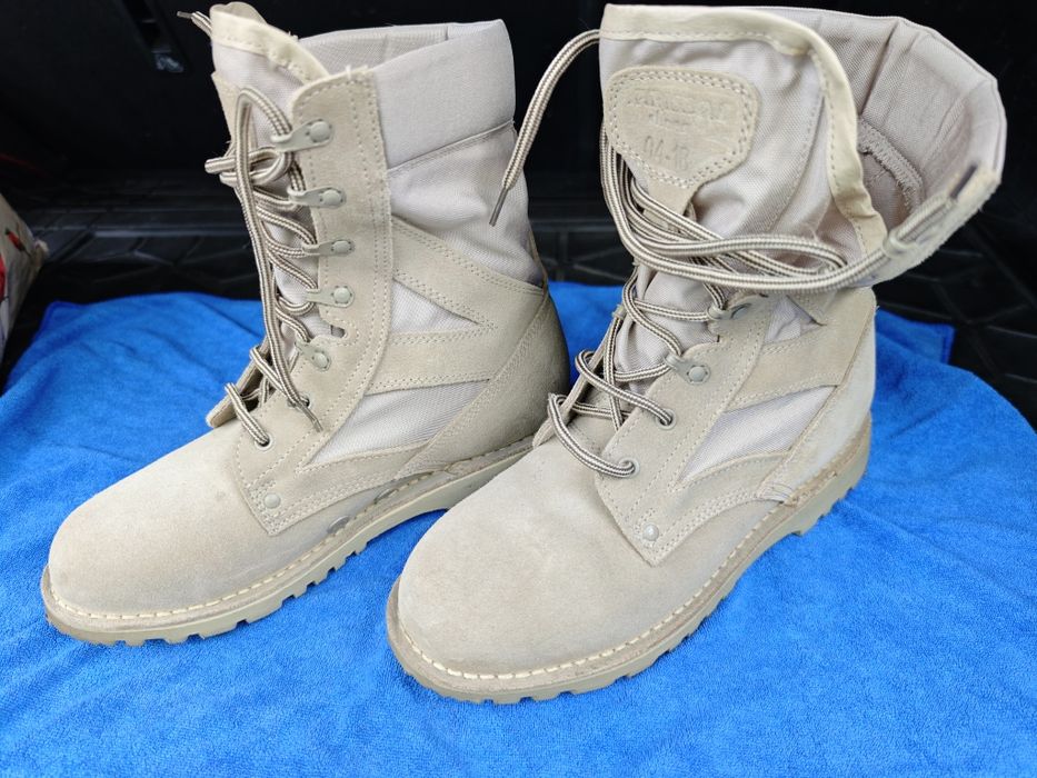 Bocanci combat  militari