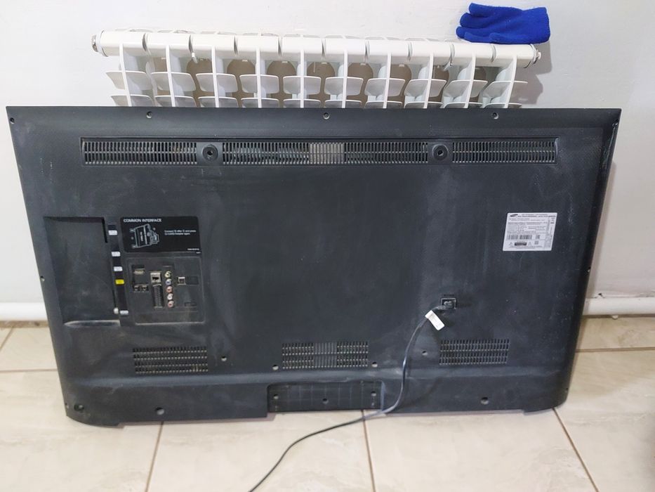 ТЕЛЕВИЗОР САМСУНГ ДИАГОНАЛЬ 124. 48Д. Смарт интернетке қосылады.