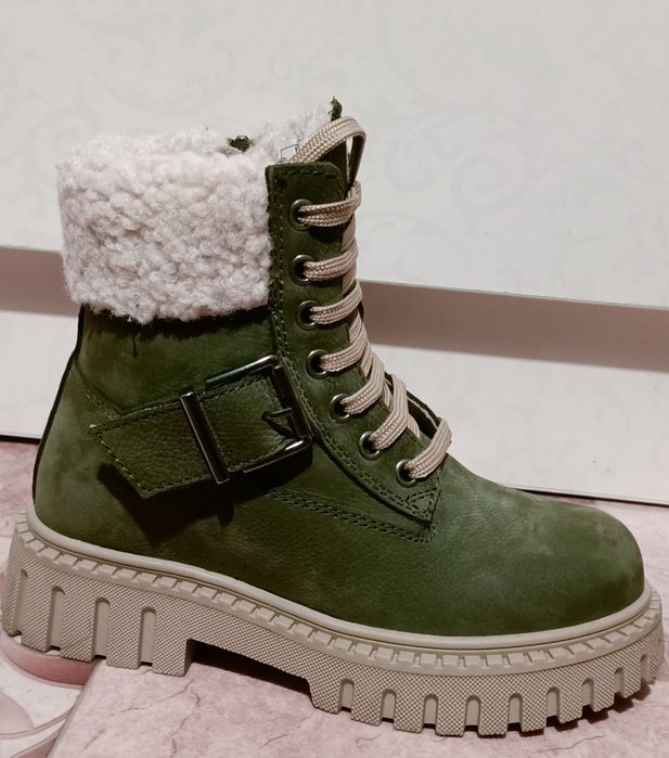 Ботинки зимние для девочек Kapika