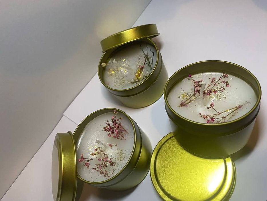 ПОДАРЪЦИ! Ръчно изработени ароматни свещи, глицеринови сапунчета и по