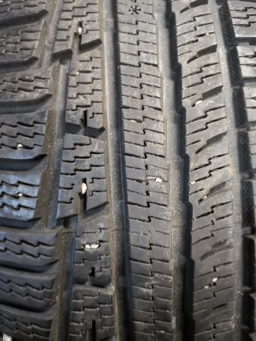 Зимни гуми 225 60 R166