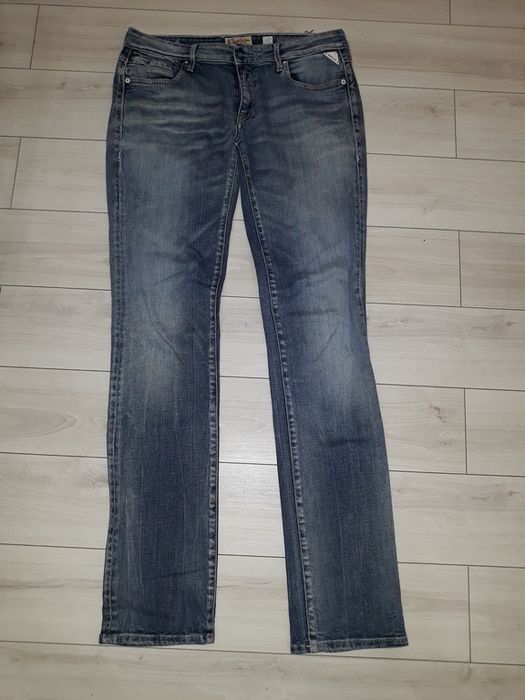 Продавам маркови дънки  Цени народни !!!