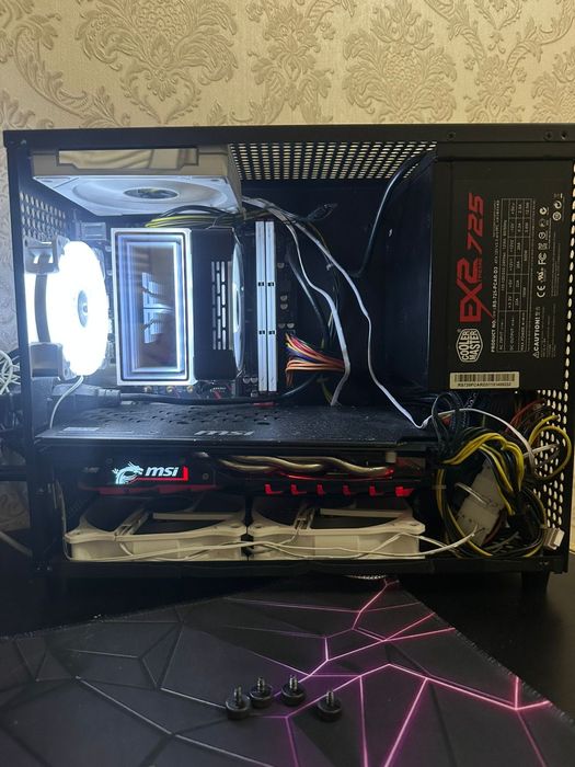 Игровой мини пк  .