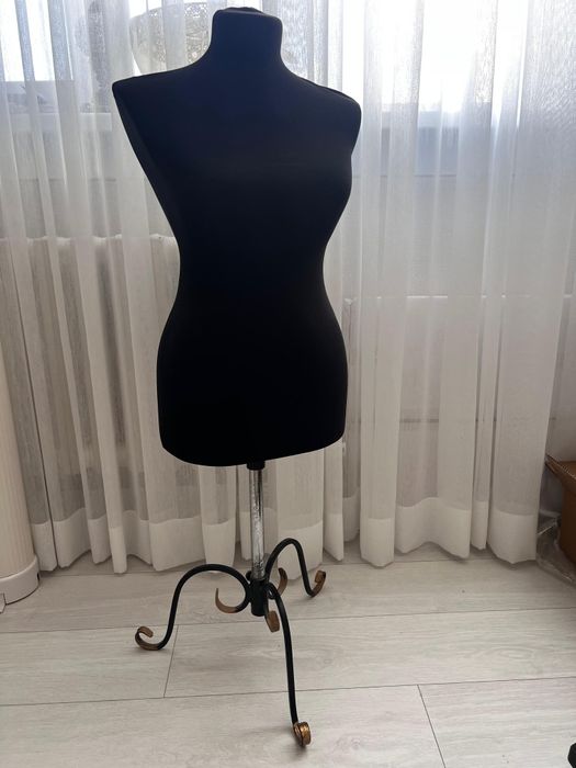 Манекены на ножке