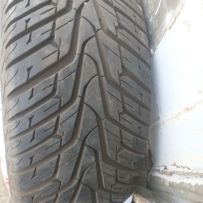 Продам летние шины!торг