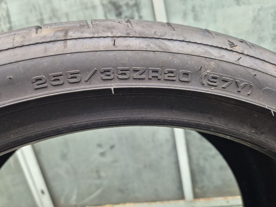 255 35 20 Anvelope de vară Dunlop Dot 05.22