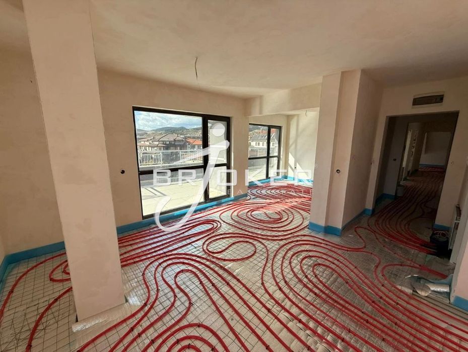 Продава се Многостаен апартамент в Кърджали, Център - 326 кв.м за 921 €/кв.м - Снимка #7