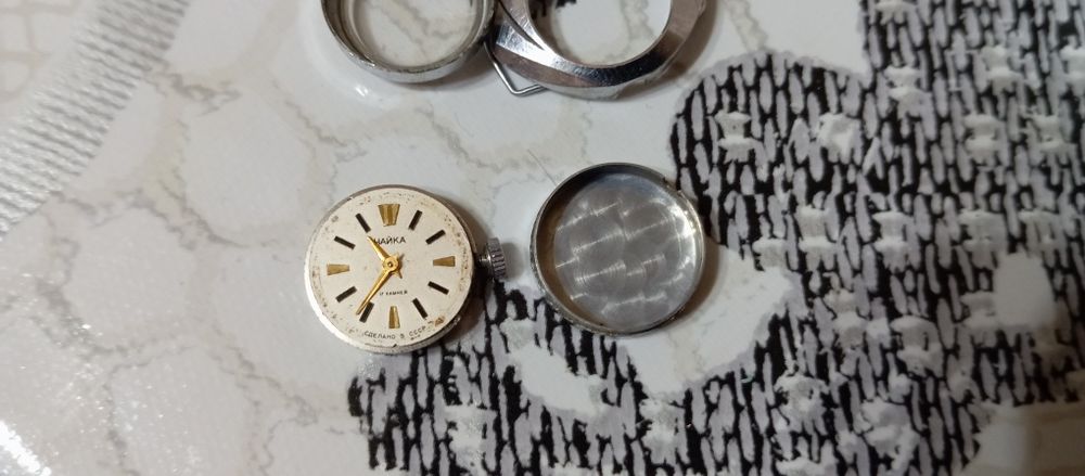 Часы чайка 17 камней ремешок