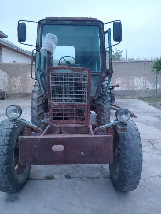 Traktor mtz 80.  1992 yil