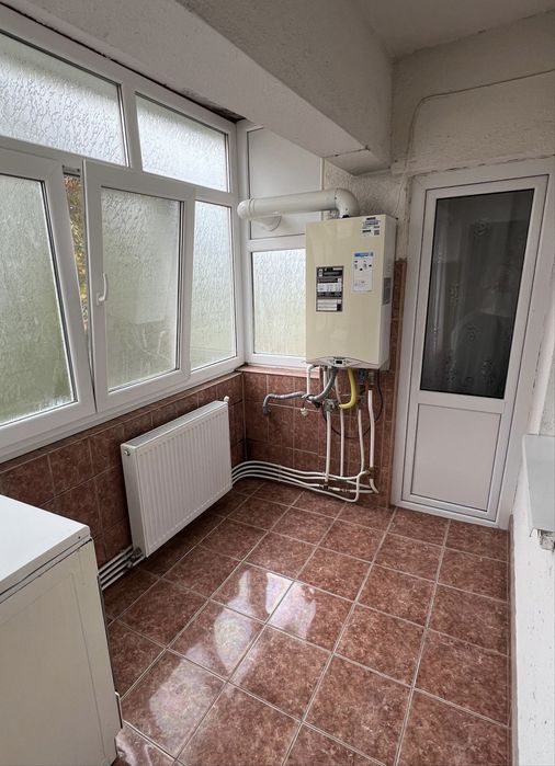 PROPRIETAR – 3 camere decomandat, 76 mp