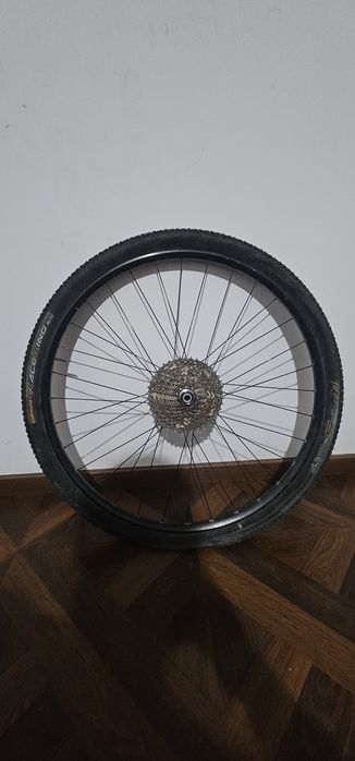 Vand roata  bicicleta spate 29 pe bolt sau schimb