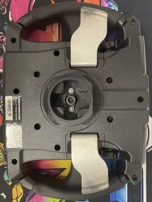 Thrustmaster T300RS Bundle+Volan Ferrari F1