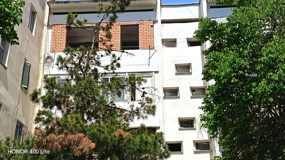 Balkon ga g'isht teramiz ablisofka