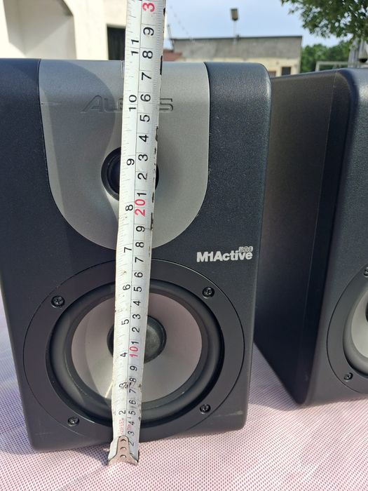 Boxe raft,monitoare active Alesis m1