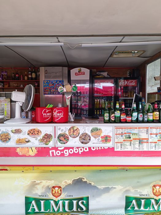 Търговска каравана заведение