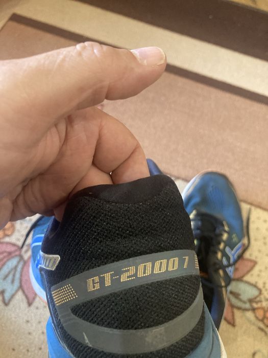 Марстонки Jack Wolfskin, Асикс, Superga, кожени обувки Derimid