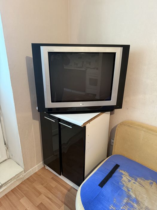 Продам телевизор