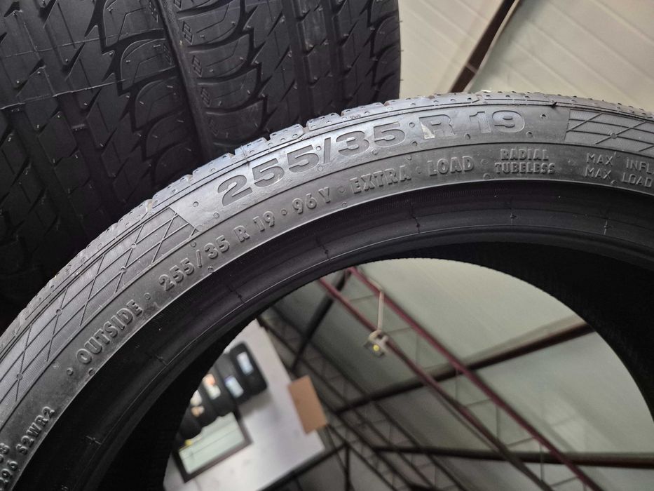 2 Anvelope de VARA - 255/35/19 96Y XL RFT OEM BMW MERCEDES - Continental Sport Contact 5 - NOU - DOT 2021 !