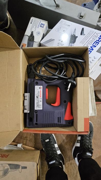 Винтоверт sparky,такер,ел.отверка peugeot