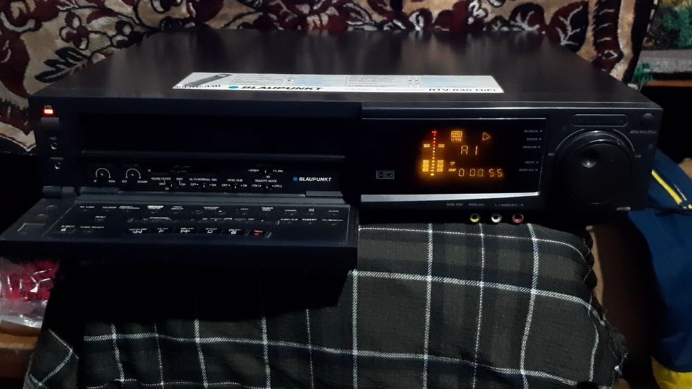 Vând videorecorder blaupunkt stereo rtv-830 în stare bună