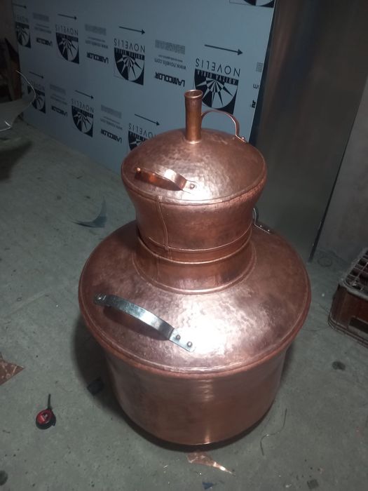Vand cazane de facut tuica
