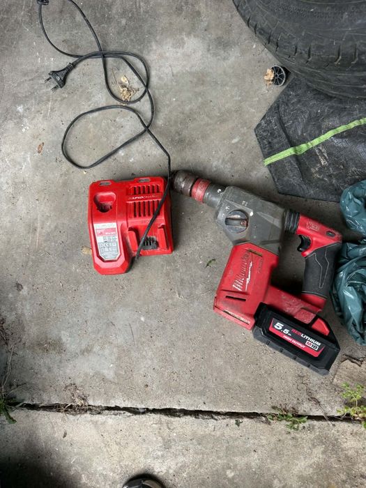 Milwaukee M18 FUEL Перфоратор