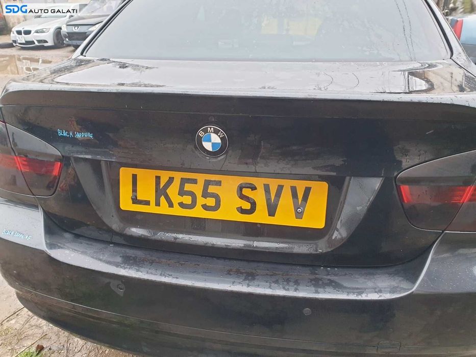 Capota Portbagaj Dezechipata cu Eleron Lip Spoiler Sport Tuning BMW Seria 3 E90 2004 - 2011 Culoare 475/9 Black Sapphire Metallic [L0362] [Depozit]