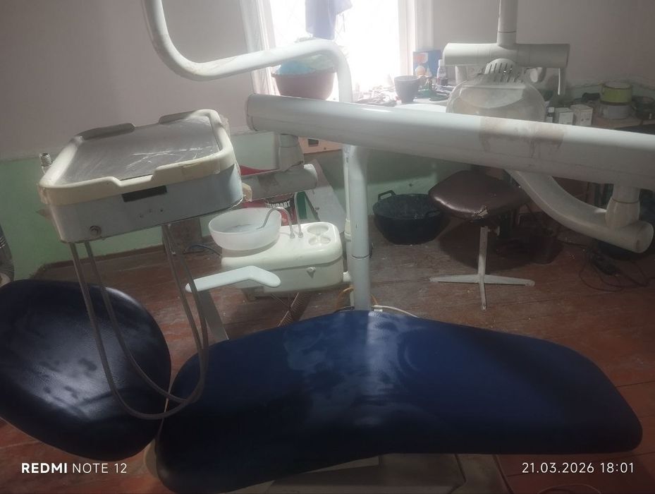 Стоматология креслоси сотилади