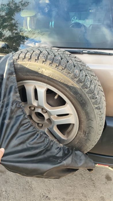 Запаска диск р15  Хонда срв, 15000тг.Обмен на р16 любой диск