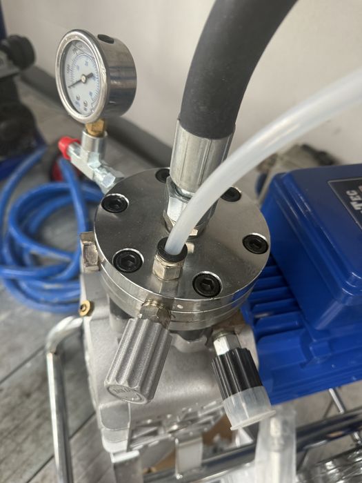 Pompa airless 220v 4,9kw vopsit completa furtun pistol diuza noua