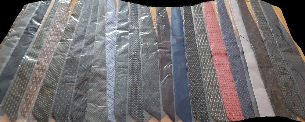 Копринени Вратовръски и ръкавели