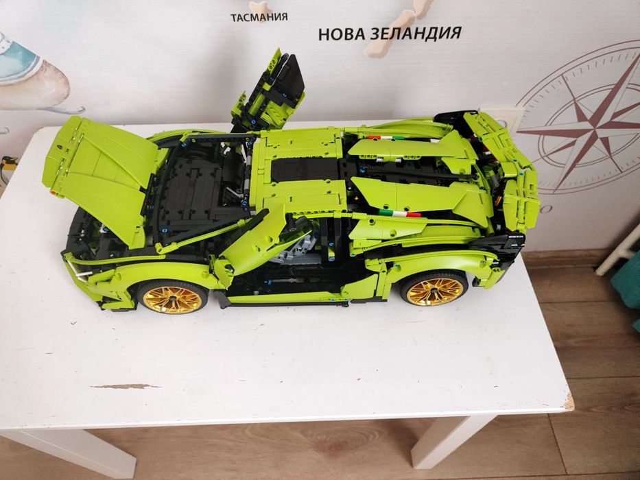 Lamborghini Sian FKP 37 – Голям LEGO Technic модел (Реплика, 3700+ части)