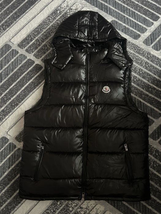 Moncler vest елек