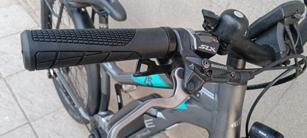 Немски електрически  велосипед Haibike Sduro 27,5 цола,45 см рамка продвам