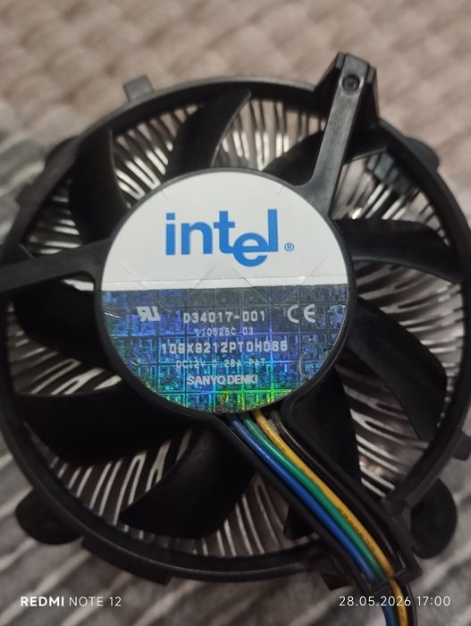 Кулер от Intel для LGA775