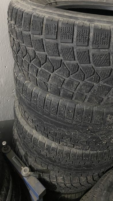 Шина 265 65 R17 продам шины