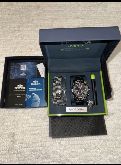 Ceas Festina Conected 20545/1 (curea metalica si cauciuc)