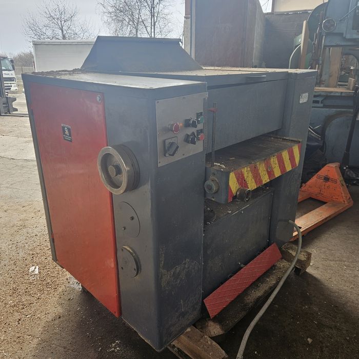 Щрайхмус 610 мм.4 бр.ножове главен мотор 7,5 kw.