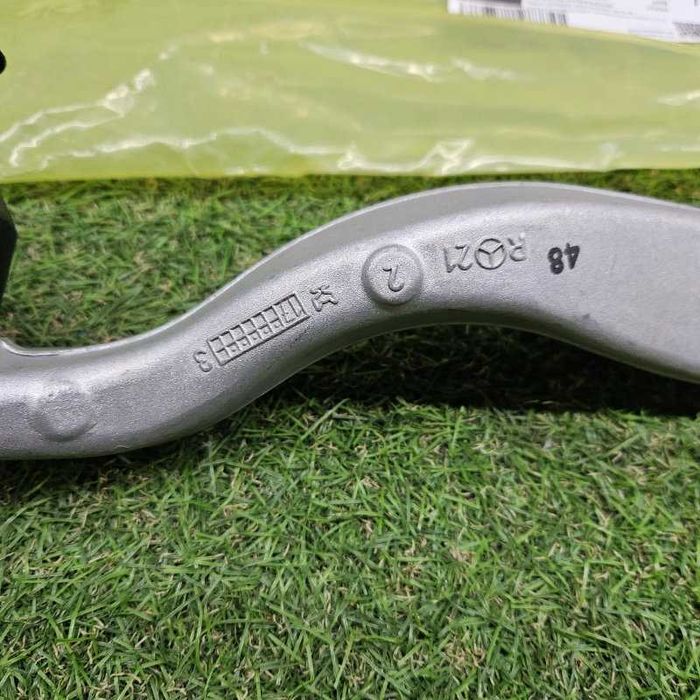 Рычаг продольный Mercedes E W212 перед. прав.