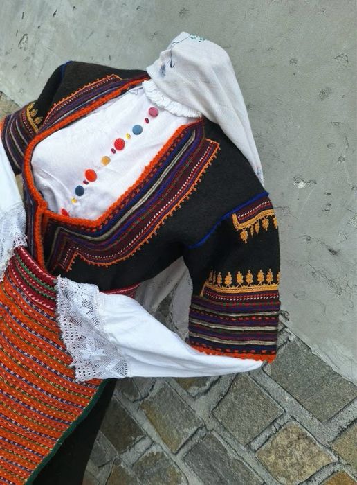 Автентична носия