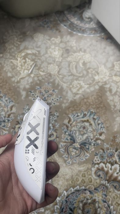 Мышка белая легкая