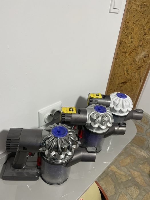 Продавам прахосмукачки Дайсън