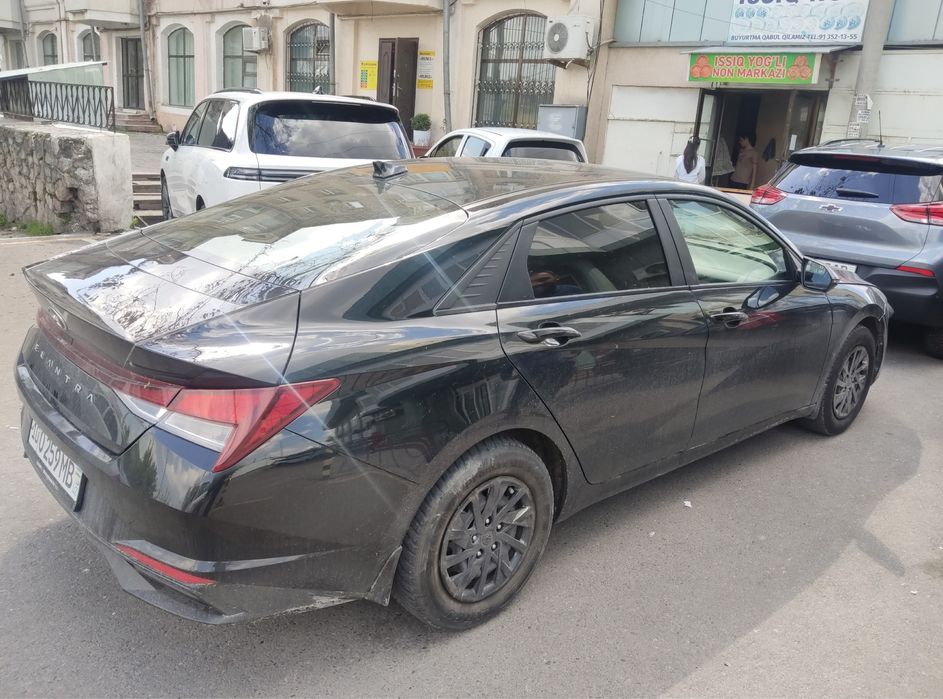 Продам быстро и дешего Elantra 2021