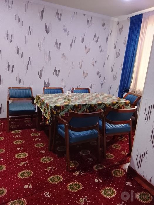 Стол стул сотилади 6 та стули бор