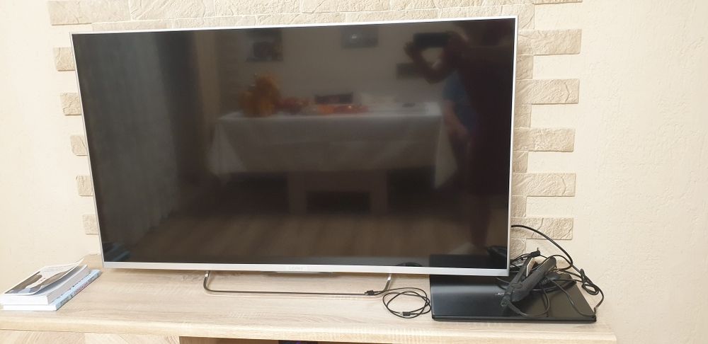 Продам телевизор Sony Bravia