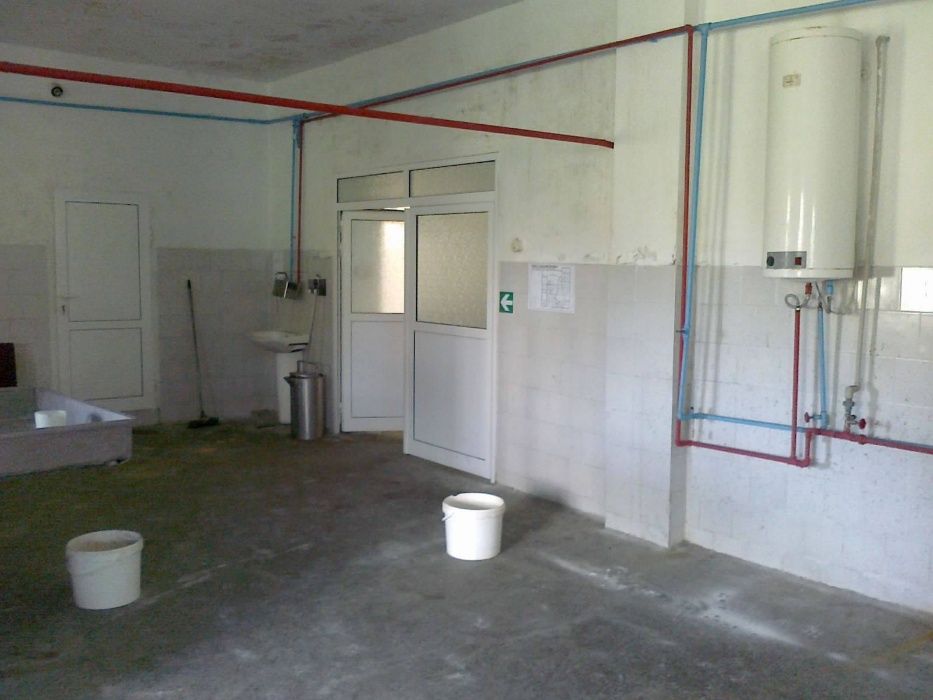 Продава се Промишлена сграда в Криводол - 670 кв.м за 191 €/кв.м - Снимка #3