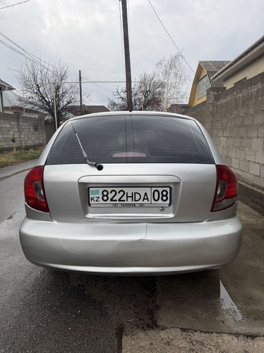 Kia Rio 2004  (универсал)