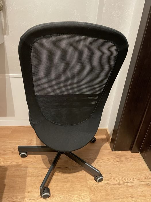 Scaun de birou negru