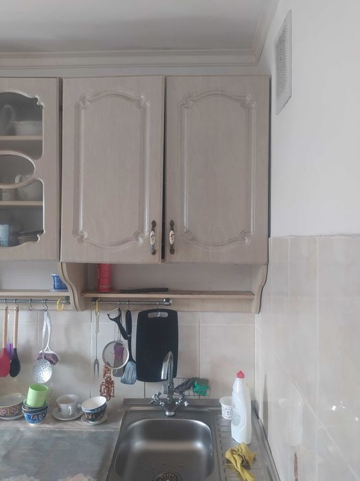 Продам  кухонную  мебель