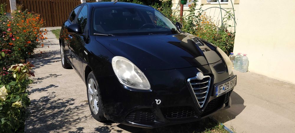 Vand - Alfa Romeo Giulietta, masina se poate vinde si pentru RABLA
